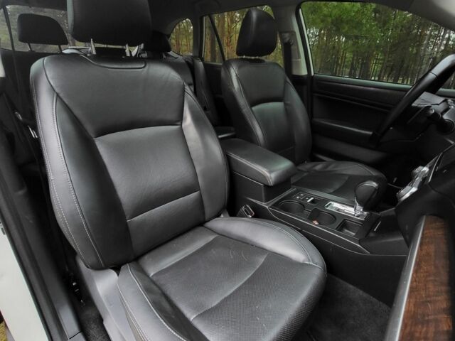 Білий Субару Аутбек, об'ємом двигуна 2.5 л та пробігом 178 тис. км за 13599 $, фото 10 на Automoto.ua