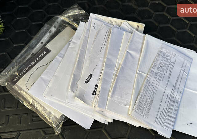 Белый Субару Аутбек, объемом двигателя 2.46 л и пробегом 217 тыс. км за 15000 $, фото 15 на Automoto.ua