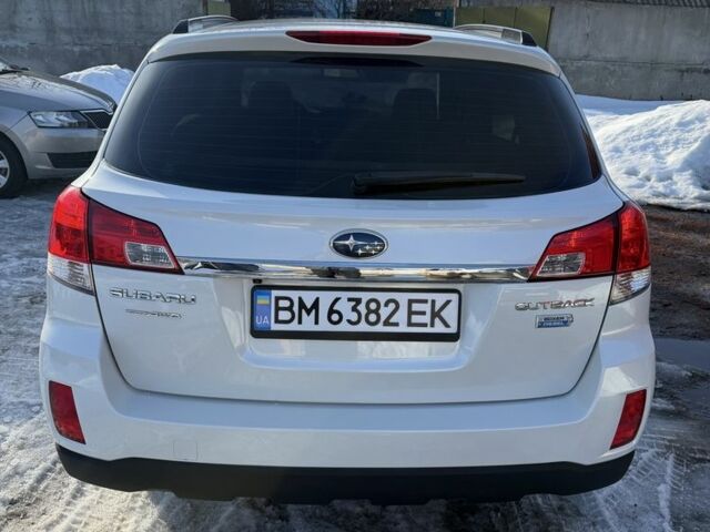 Білий Субару Аутбек, об'ємом двигуна 2 л та пробігом 230 тис. км за 12600 $, фото 5 на Automoto.ua