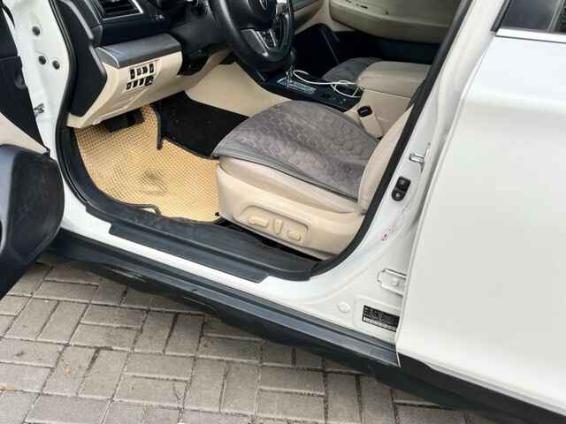 Білий Субару Аутбек, об'ємом двигуна 2.5 л та пробігом 190 тис. км за 13000 $, фото 2 на Automoto.ua