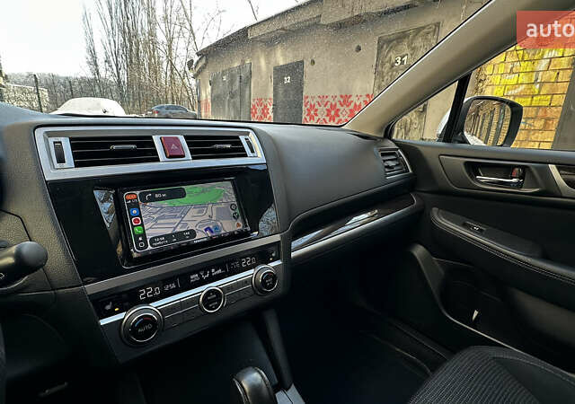 Белый Субару Аутбек, объемом двигателя 2.46 л и пробегом 217 тыс. км за 15000 $, фото 10 на Automoto.ua