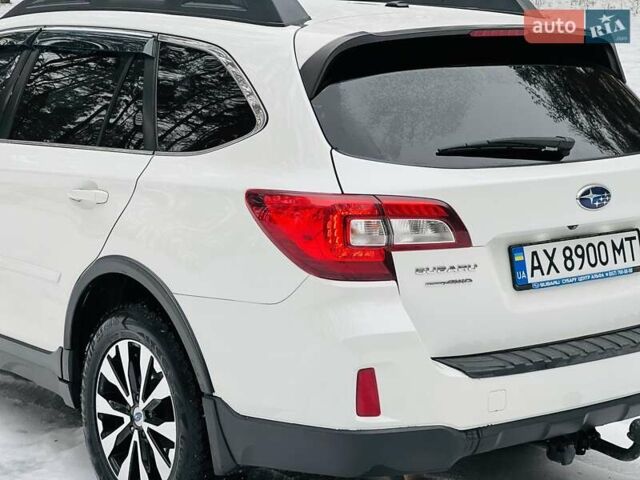 Білий Субару Аутбек, об'ємом двигуна 2.46 л та пробігом 258 тис. км за 14900 $, фото 15 на Automoto.ua