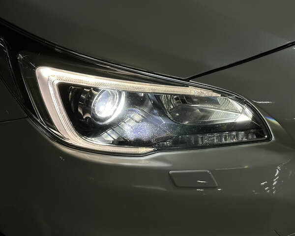 Белый Субару Аутбек, объемом двигателя 2.5 л и пробегом 197 тыс. км за 18000 $, фото 15 на Automoto.ua