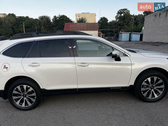 Білий Субару Аутбек, об'ємом двигуна 2.5 л та пробігом 176 тис. км за 14999 $, фото 47 на Automoto.ua
