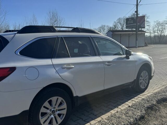 Білий Субару Аутбек, об'ємом двигуна 2.5 л та пробігом 297 тис. км за 14500 $, фото 3 на Automoto.ua