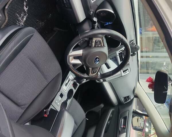 Белый Субару Аутбек, объемом двигателя 2.5 л и пробегом 218 тыс. км за 12500 $, фото 5 на Automoto.ua