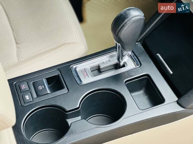 Білий Субару Аутбек, об'ємом двигуна 2.46 л та пробігом 258 тис. км за 14900 $, фото 40 на Automoto.ua