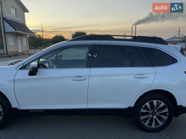Білий Субару Аутбек, об'ємом двигуна 2.5 л та пробігом 176 тис. км за 14999 $, фото 10 на Automoto.ua