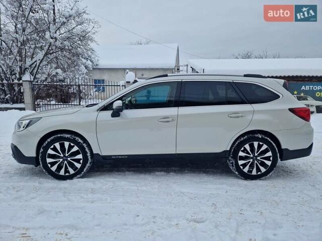 Білий Субару Аутбек, об'ємом двигуна 2 л та пробігом 339 тис. км за 12500 $, фото 3 на Automoto.ua