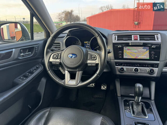 Білий Субару Аутбек, об'ємом двигуна 2.5 л та пробігом 142 тис. км за 16000 $, фото 26 на Automoto.ua