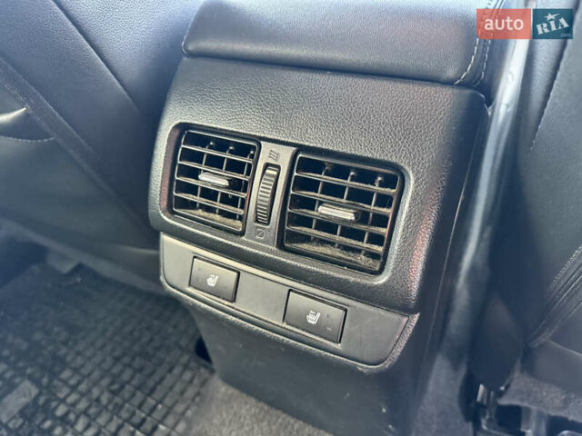 Білий Субару Аутбек, об'ємом двигуна 2.5 л та пробігом 142 тис. км за 16000 $, фото 13 на Automoto.ua