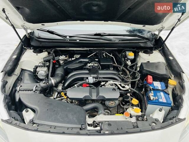 Білий Субару Аутбек, об'ємом двигуна 2.46 л та пробігом 258 тис. км за 14900 $, фото 49 на Automoto.ua