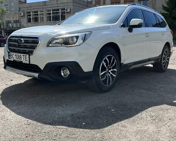 Білий Субару Аутбек, об'ємом двигуна 2 л та пробігом 346 тис. км за 11800 $, фото 3 на Automoto.ua