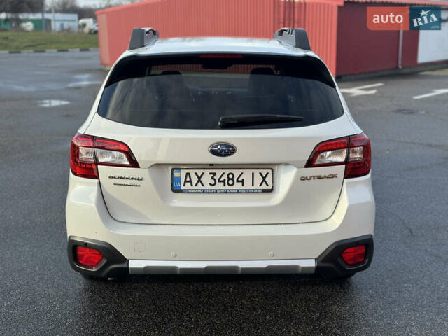 Білий Субару Аутбек, об'ємом двигуна 2.5 л та пробігом 142 тис. км за 16000 $, фото 4 на Automoto.ua