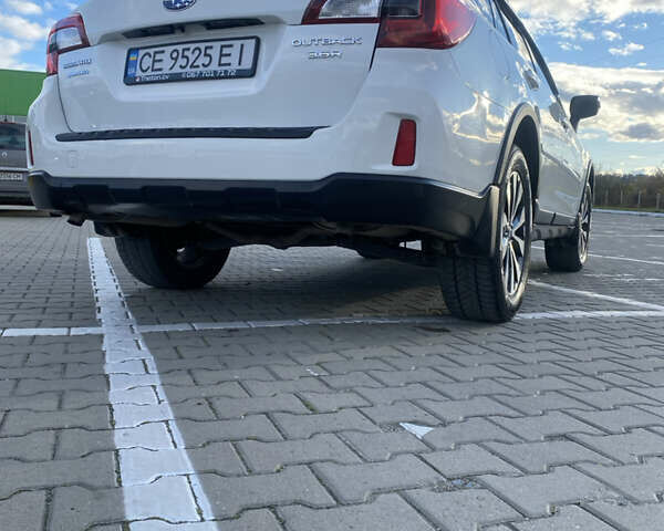 Белый Субару Аутбек, объемом двигателя 3.63 л и пробегом 158 тыс. км за 16200 $, фото 9 на Automoto.ua