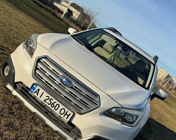 Білий Субару Аутбек, об'ємом двигуна 2.5 л та пробігом 165 тис. км за 17900 $, фото 3 на Automoto.ua