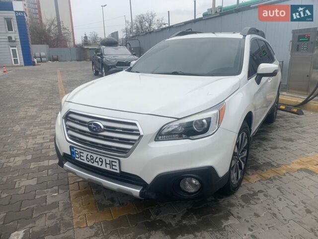Белый Субару Аутбек, объемом двигателя 2.46 л и пробегом 200 тыс. км за 13500 $, фото 2 на Automoto.ua