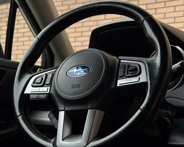 Белый Субару Аутбек, объемом двигателя 2.5 л и пробегом 162 тыс. км за 12300 $, фото 16 на Automoto.ua