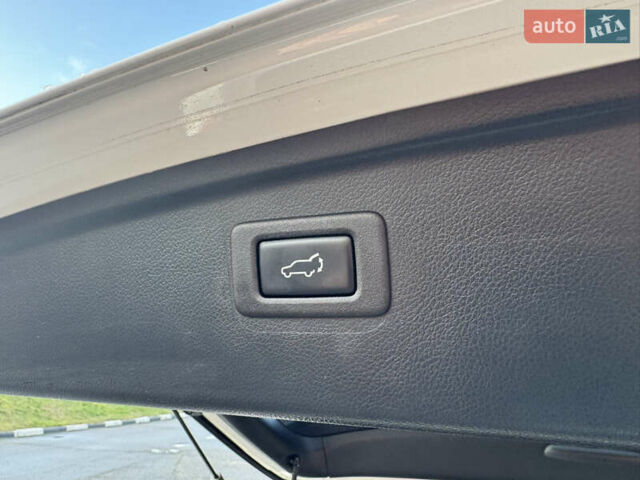 Білий Субару Аутбек, об'ємом двигуна 2.5 л та пробігом 142 тис. км за 16000 $, фото 16 на Automoto.ua