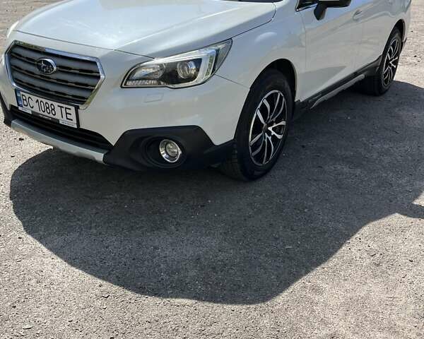 Білий Субару Аутбек, об'ємом двигуна 2 л та пробігом 346 тис. км за 11800 $, фото 4 на Automoto.ua