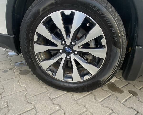 Белый Субару Аутбек, объемом двигателя 3.63 л и пробегом 158 тыс. км за 16200 $, фото 38 на Automoto.ua