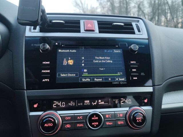 Белый Субару Аутбек, объемом двигателя 2.5 л и пробегом 133 тыс. км за 14700 $, фото 22 на Automoto.ua