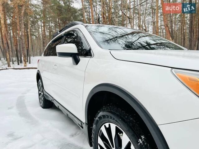 Білий Субару Аутбек, об'ємом двигуна 2.46 л та пробігом 258 тис. км за 14900 $, фото 27 на Automoto.ua