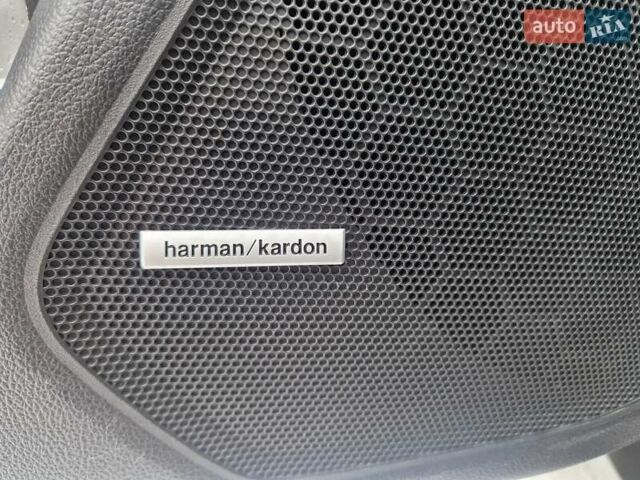 Білий Субару Аутбек, об'ємом двигуна 2 л та пробігом 339 тис. км за 12500 $, фото 14 на Automoto.ua