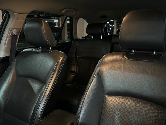 Білий Субару Аутбек, об'ємом двигуна 2.5 л та пробігом 197 тис. км за 17500 $, фото 20 на Automoto.ua