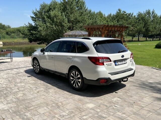 Білий Субару Аутбек, об'ємом двигуна 2 л та пробігом 268 тис. км за 12999 $, фото 1 на Automoto.ua