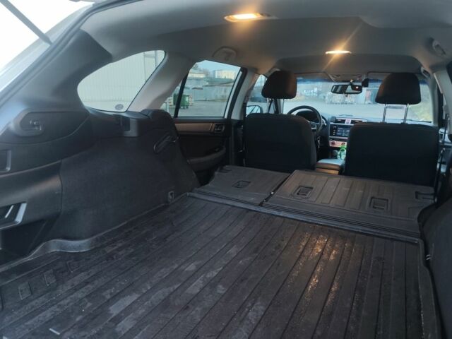 Белый Субару Аутбек, объемом двигателя 2.5 л и пробегом 133 тыс. км за 14700 $, фото 16 на Automoto.ua