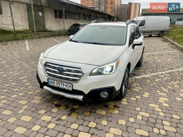 Белый Субару Аутбек, объемом двигателя 2.46 л и пробегом 170 тыс. км за 16500 $, фото 7 на Automoto.ua