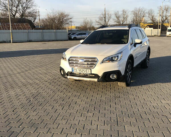 Белый Субару Аутбек, объемом двигателя 3.6 л и пробегом 155 тыс. км за 17400 $, фото 2 на Automoto.ua
