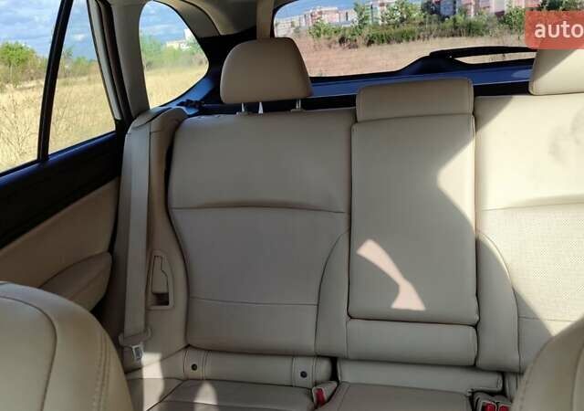 Белый Субару Аутбек, объемом двигателя 2.5 л и пробегом 160 тыс. км за 14000 $, фото 18 на Automoto.ua