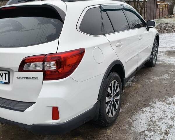 Белый Субару Аутбек, объемом двигателя 2.46 л и пробегом 275 тыс. км за 13300 $, фото 24 на Automoto.ua