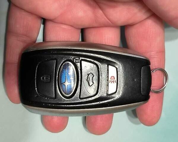 Белый Субару Аутбек, объемом двигателя 2.5 л и пробегом 185 тыс. км за 14200 $, фото 22 на Automoto.ua