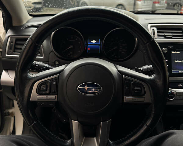 Белый Субару Аутбек, объемом двигателя 2.5 л и пробегом 162 тыс. км за 12300 $, фото 22 на Automoto.ua