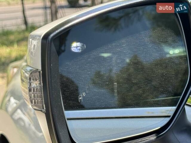 Белый Субару Аутбек, объемом двигателя 2.5 л и пробегом 190 тыс. км за 15999 $, фото 11 на Automoto.ua