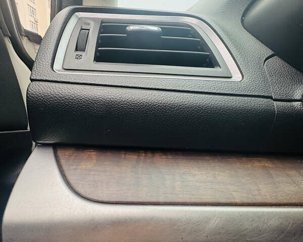 Білий Субару Аутбек, об'ємом двигуна 2.5 л та пробігом 115 тис. км за 14500 $, фото 2 на Automoto.ua