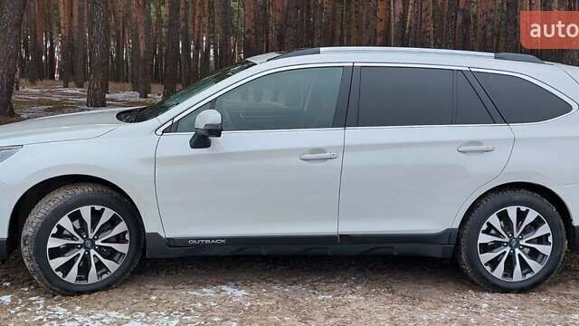 Белый Субару Аутбек, объемом двигателя 2 л и пробегом 250 тыс. км за 16399 $, фото 19 на Automoto.ua