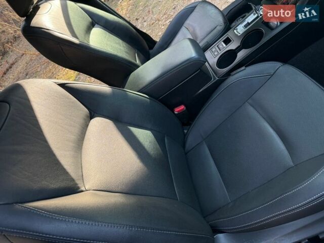 Белый Субару Аутбек, объемом двигателя 2.5 л и пробегом 160 тыс. км за 18300 $, фото 38 на Automoto.ua