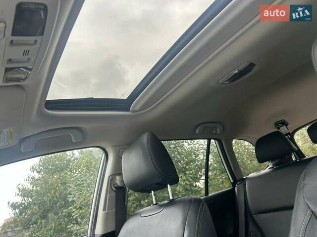 Білий Субару Аутбек, об'ємом двигуна 2.5 л та пробігом 114 тис. км за 15000 $, фото 6 на Automoto.ua