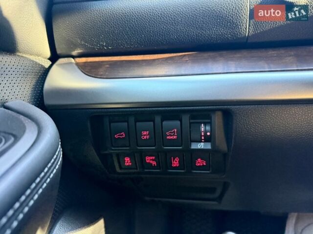 Белый Субару Аутбек, объемом двигателя 2.5 л и пробегом 160 тыс. км за 18300 $, фото 25 на Automoto.ua