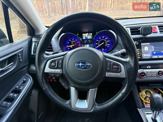 Белый Субару Аутбек, объемом двигателя 2.5 л и пробегом 160 тыс. км за 18300 $, фото 15 на Automoto.ua