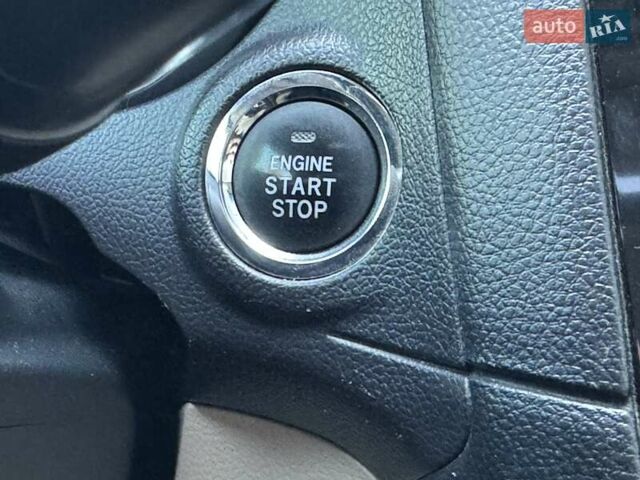 Белый Субару Аутбек, объемом двигателя 2.5 л и пробегом 190 тыс. км за 15999 $, фото 28 на Automoto.ua