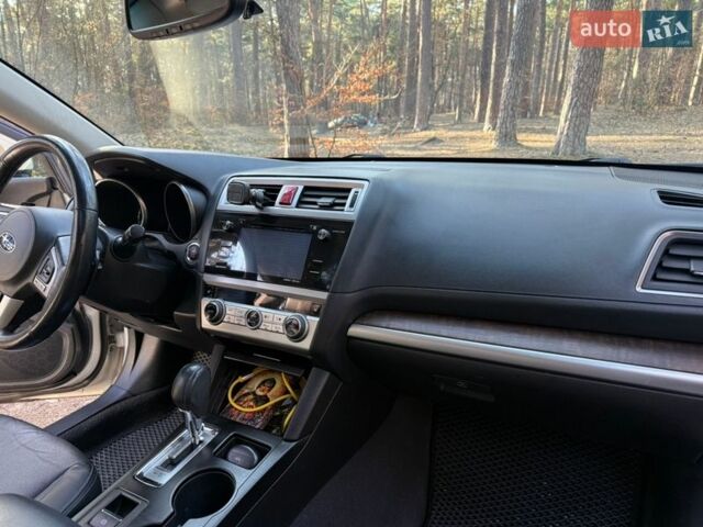 Белый Субару Аутбек, объемом двигателя 2.5 л и пробегом 160 тыс. км за 18300 $, фото 40 на Automoto.ua