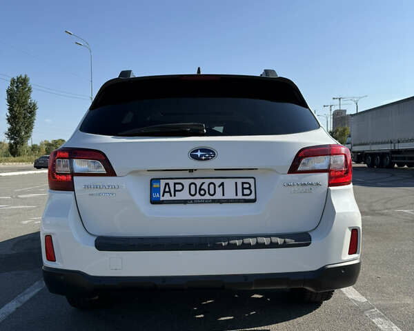 Білий Субару Аутбек, об'ємом двигуна 2.46 л та пробігом 191 тис. км за 16500 $, фото 7 на Automoto.ua