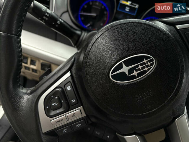 Белый Субару Аутбек, объемом двигателя 2.5 л и пробегом 198 тыс. км за 13700 $, фото 19 на Automoto.ua