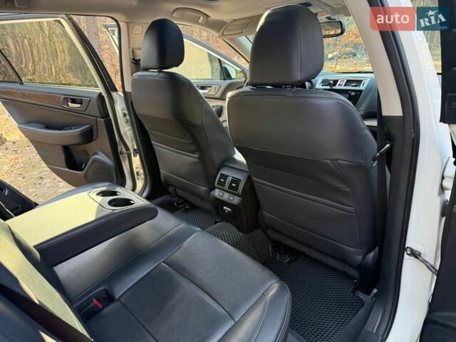 Белый Субару Аутбек, объемом двигателя 2.5 л и пробегом 160 тыс. км за 18300 $, фото 34 на Automoto.ua