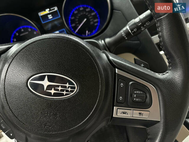 Белый Субару Аутбек, объемом двигателя 2.5 л и пробегом 198 тыс. км за 13700 $, фото 20 на Automoto.ua